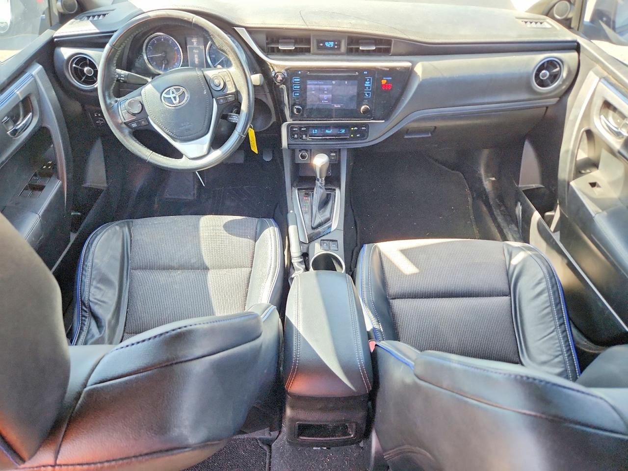 2019 Toyota Corolla Se - zdjęcie 8