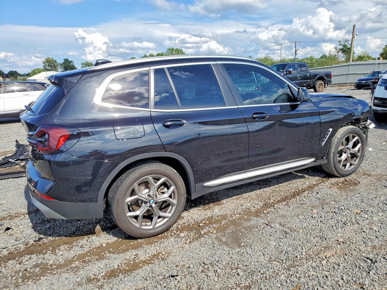 2024 BMW X3 xDrive30I - zdjęcie 3