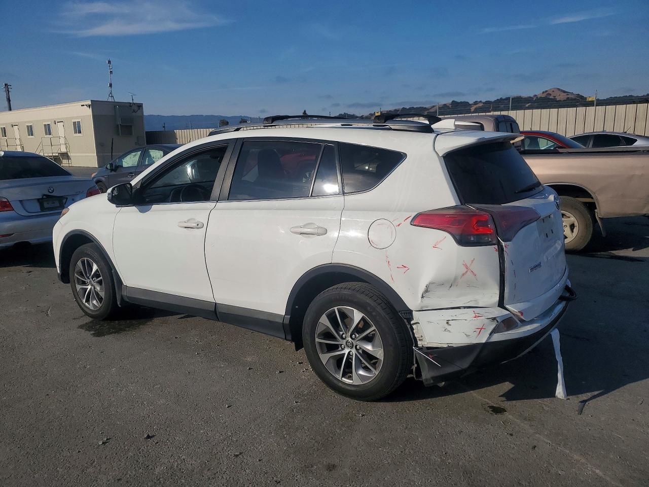 2017 Toyota Rav4 Hybrid Xle - zdjęcie 2