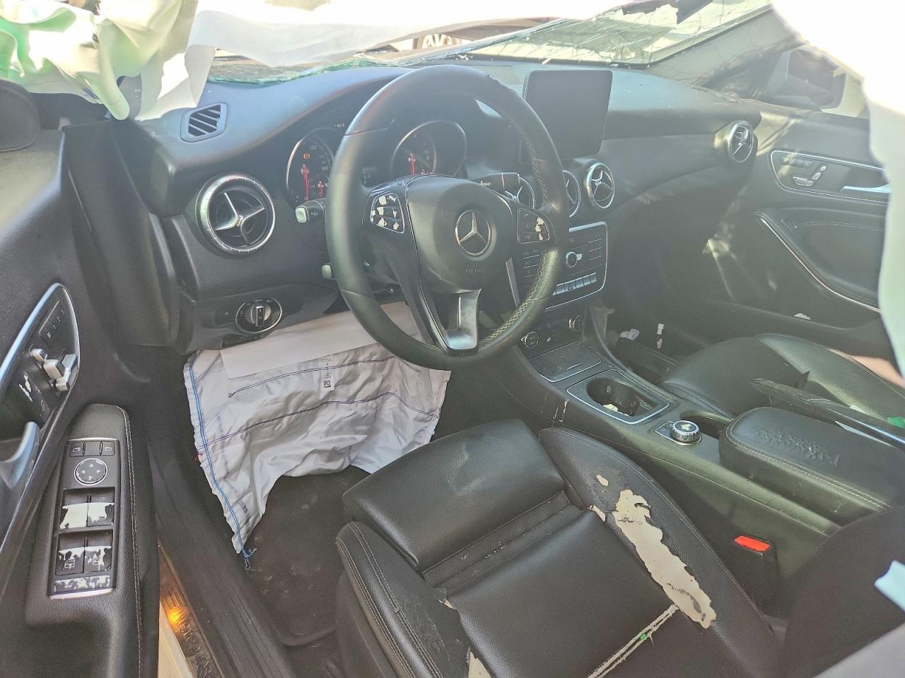 2017 Merz Cla Class - zdjęcie 8