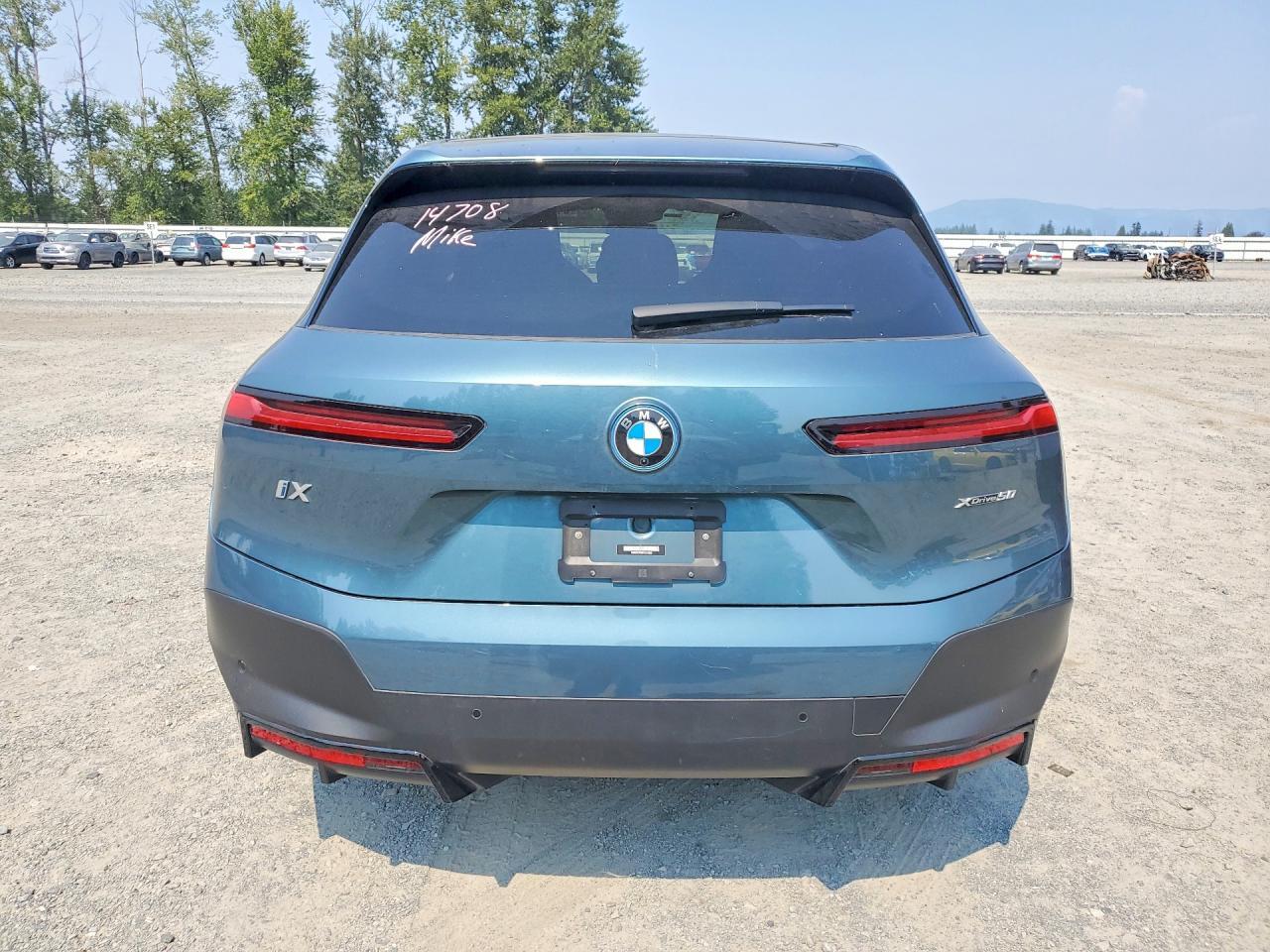 2023 BMW Ix xDrive50 - zdjęcie 6