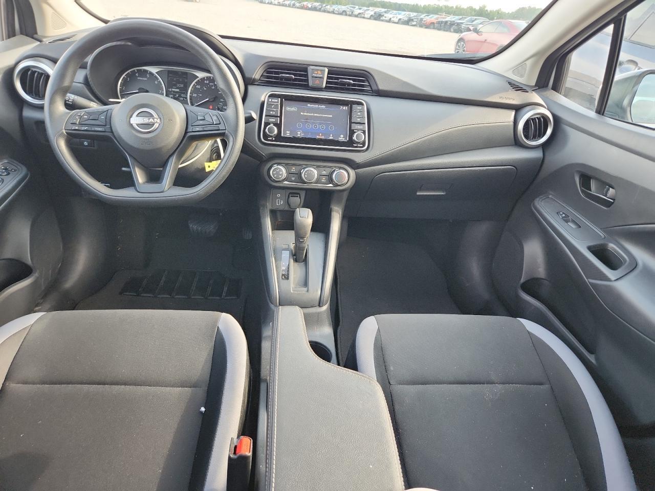 2025 Nissan Versa S - zdjęcie 8