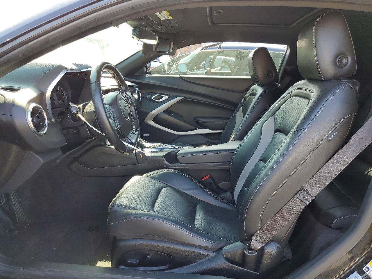 2022 Chevrolet Camaro Lt - zdjęcie 7