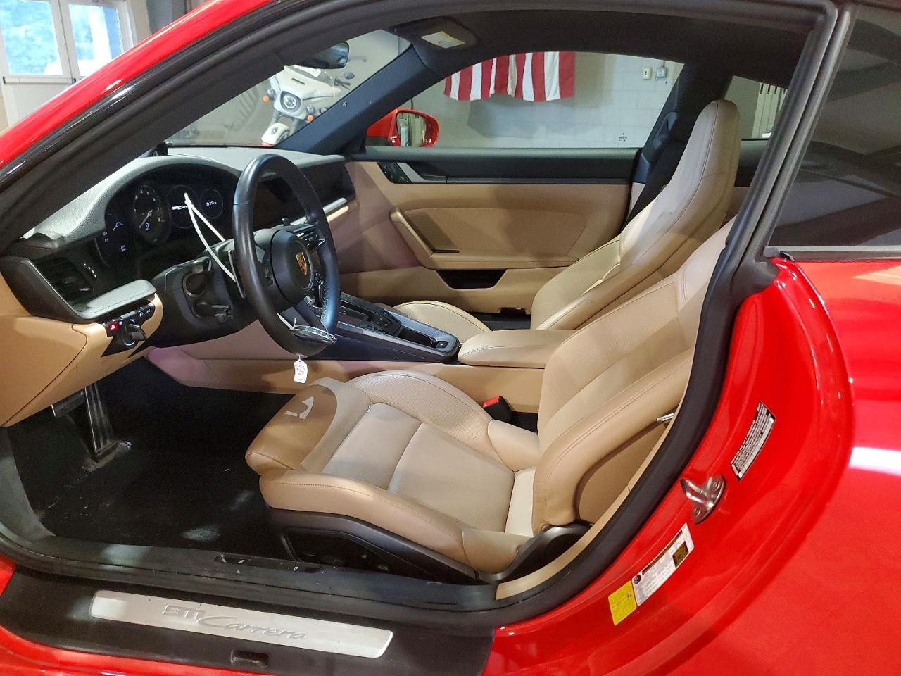 2021 Porsche 911 Carrera - zdjęcie 7