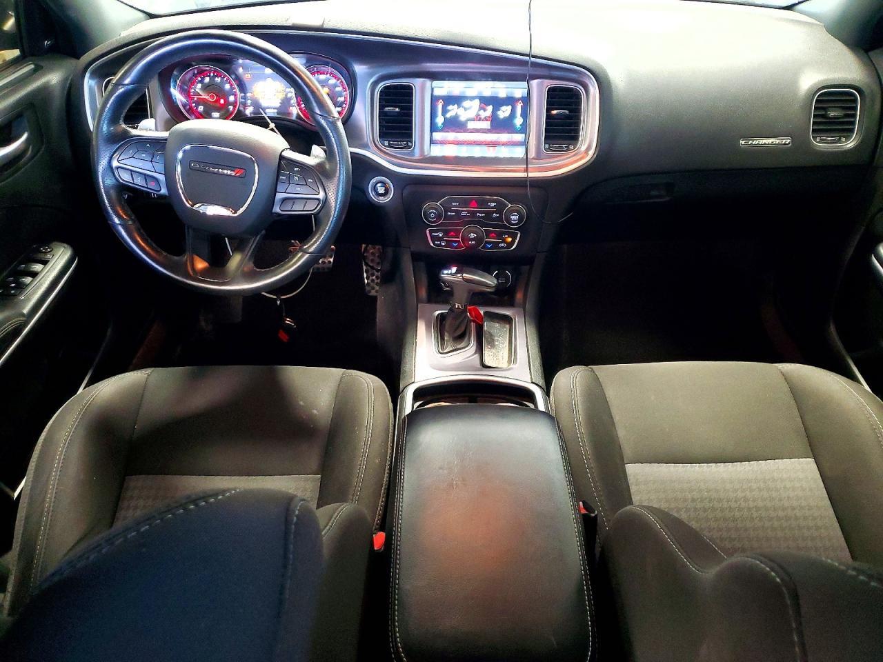 2020 Dodge Charger R/T - zdjęcie 8