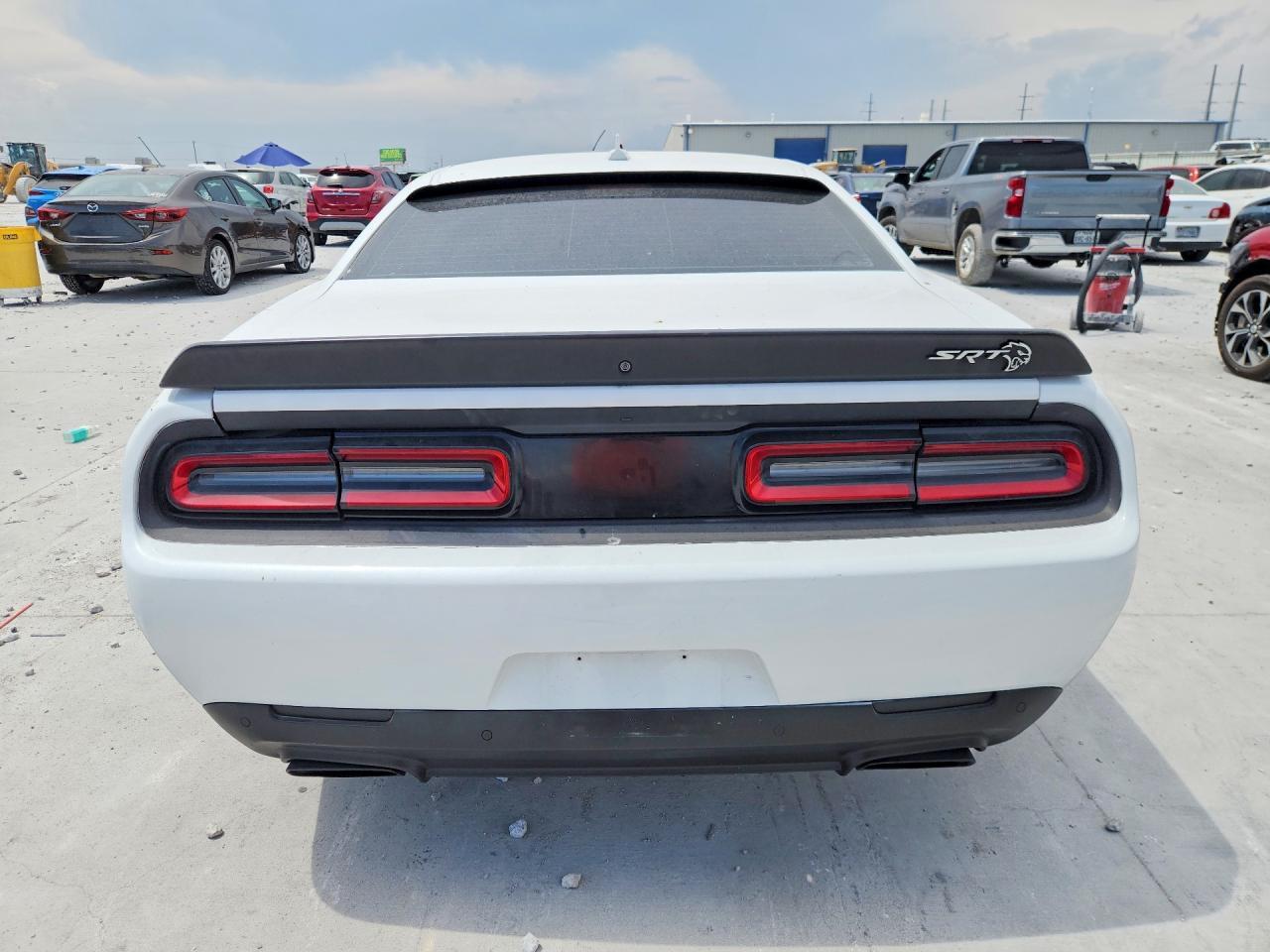 2017 Dodge Challenger Srt 392 - zdjęcie 6