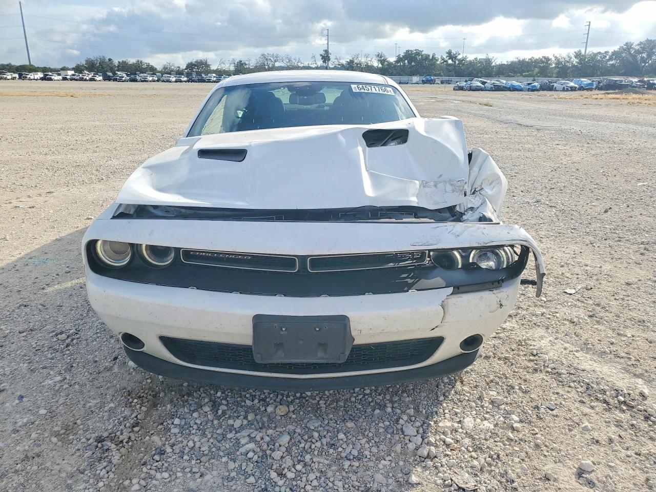 2023 Dodge Challenger Sxt - zdjęcie 5