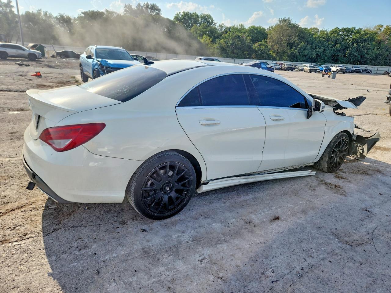 2017 Merz Cla Class - zdjęcie 3