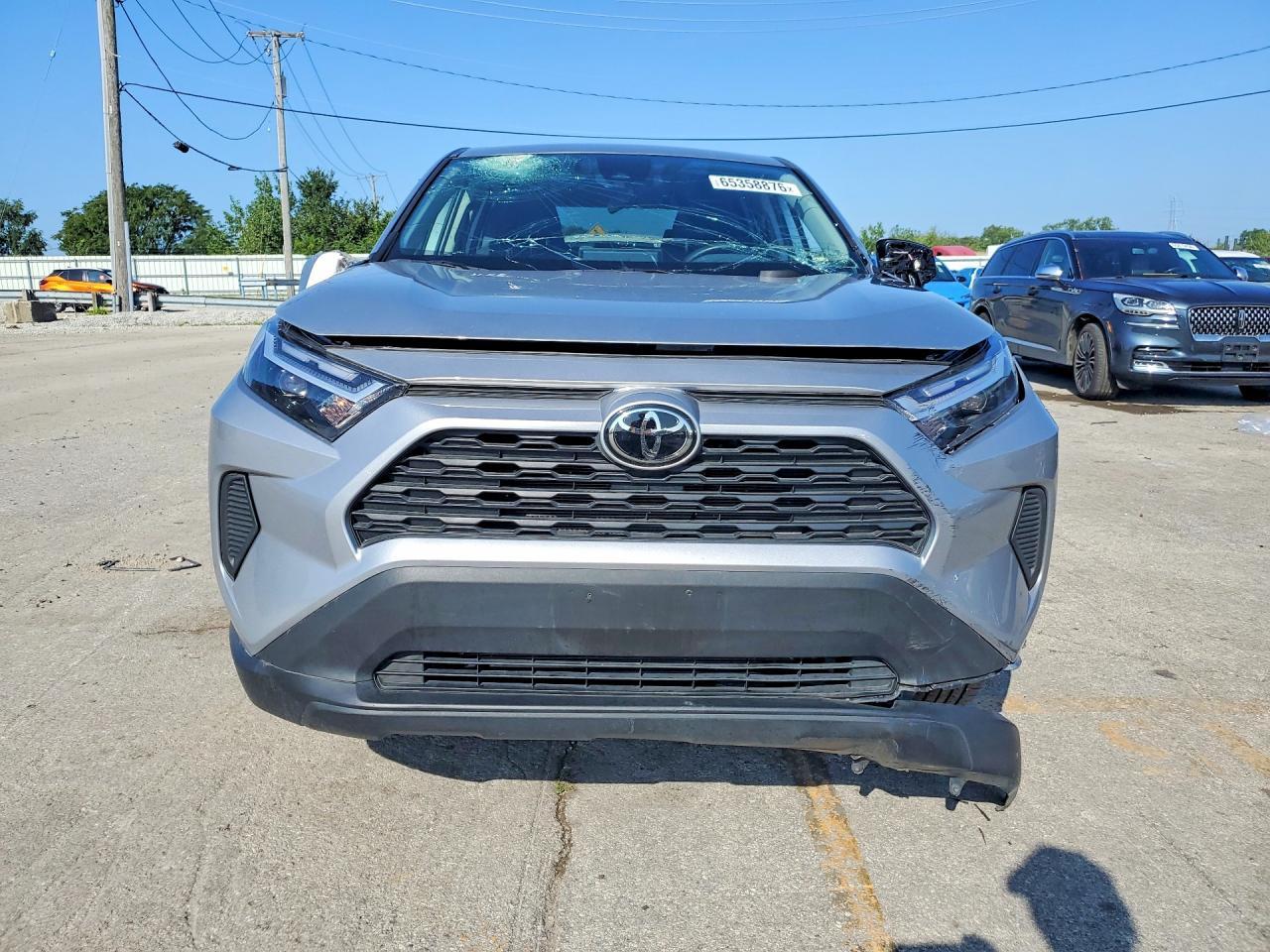 2025 Toyota Rav4 Le - zdjęcie 5