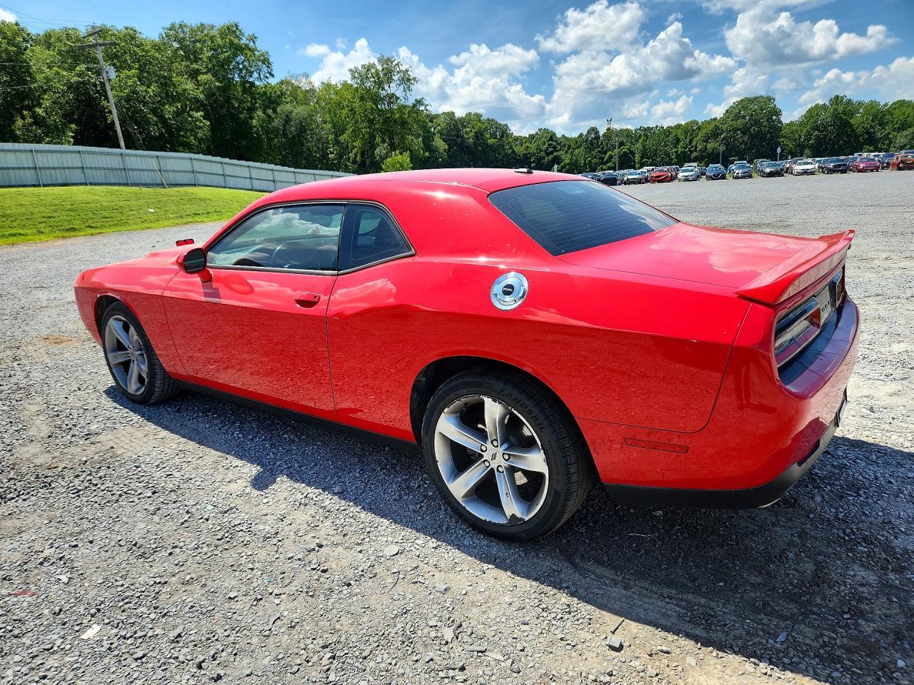 2018 Dodge Challenger R/T - zdjęcie 2