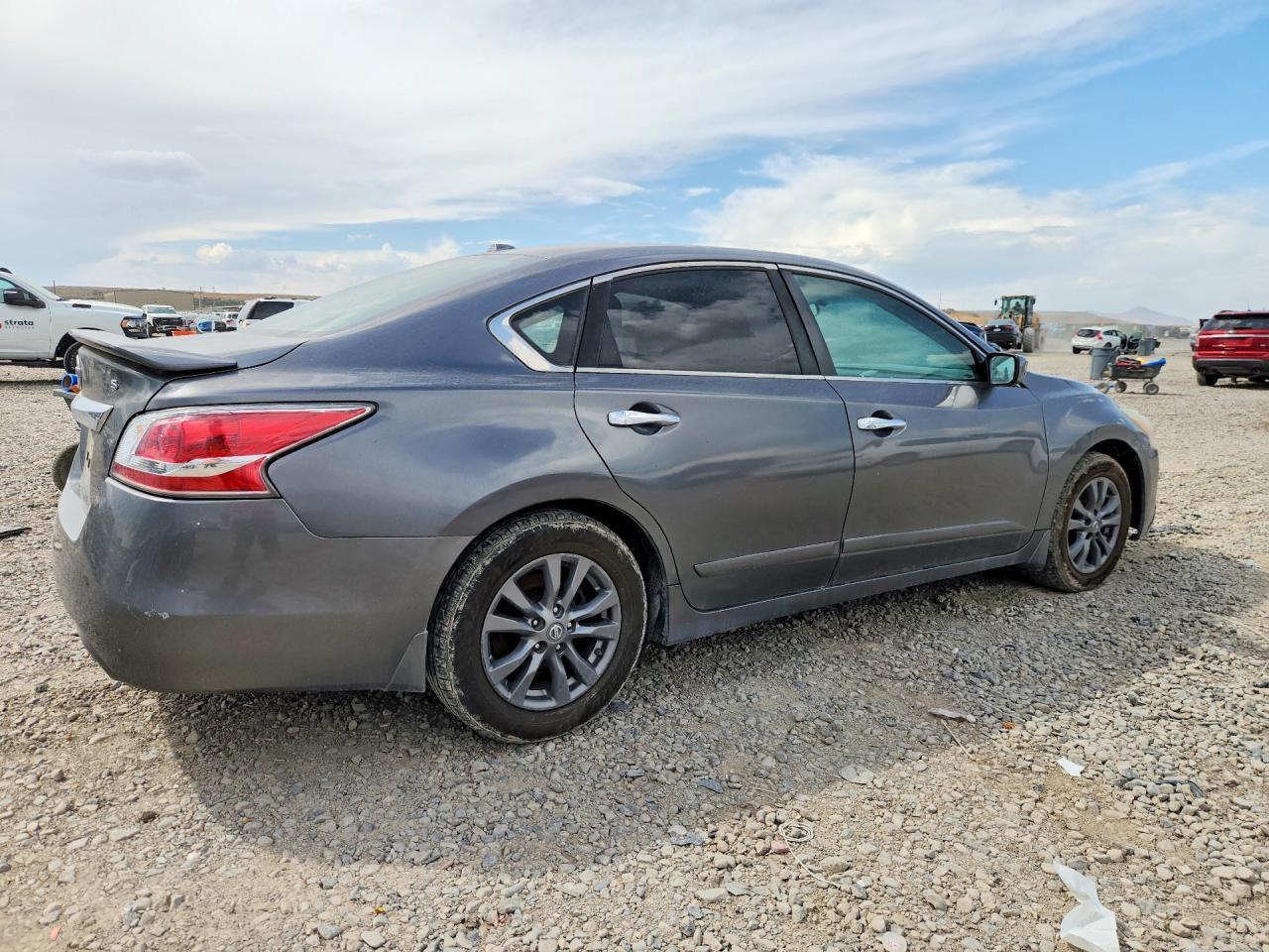 2015 Nissan Altima 2.5 S - zdjęcie 3