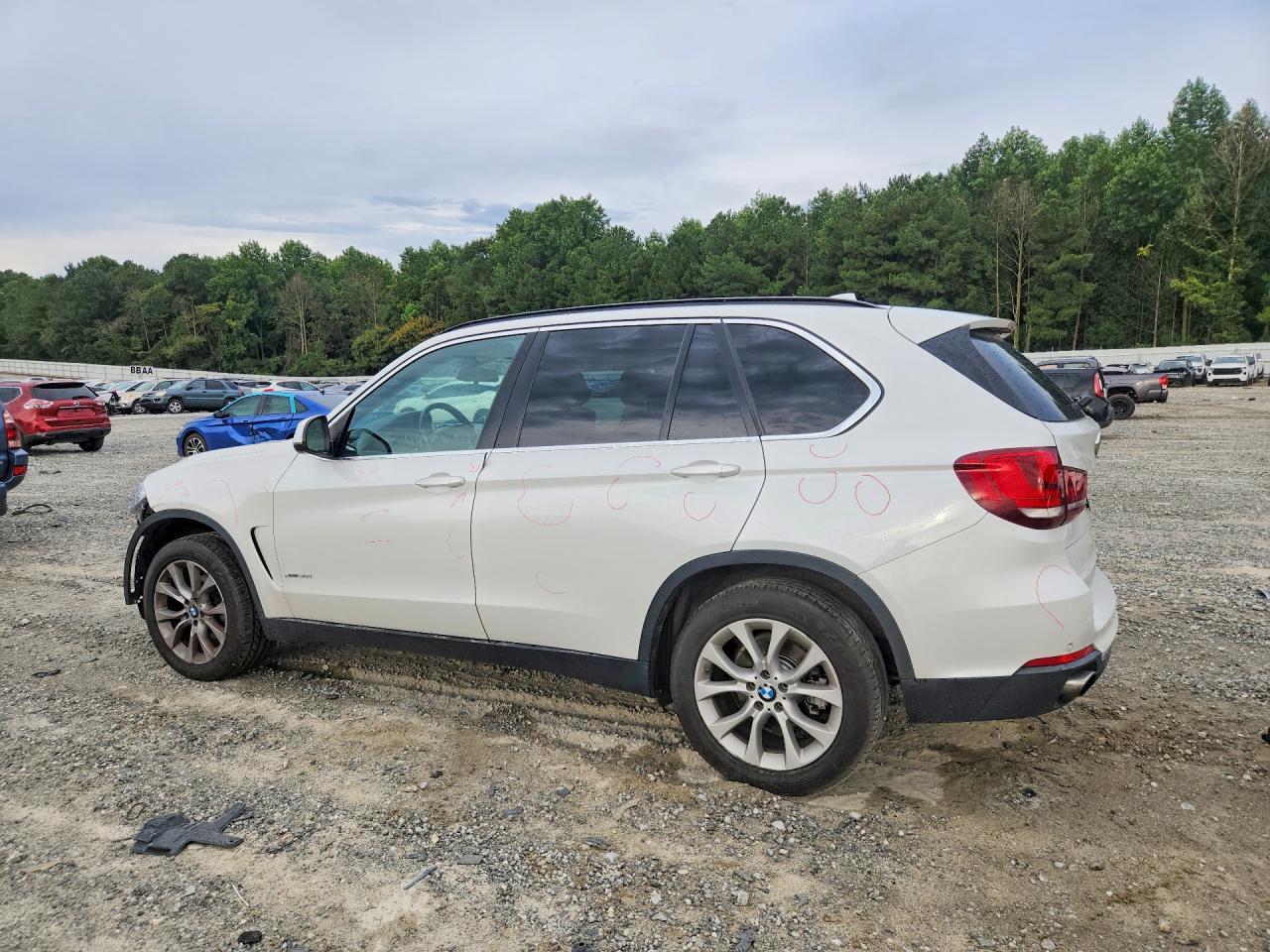 2016 BMW X5 xDrive35I - zdjęcie 2