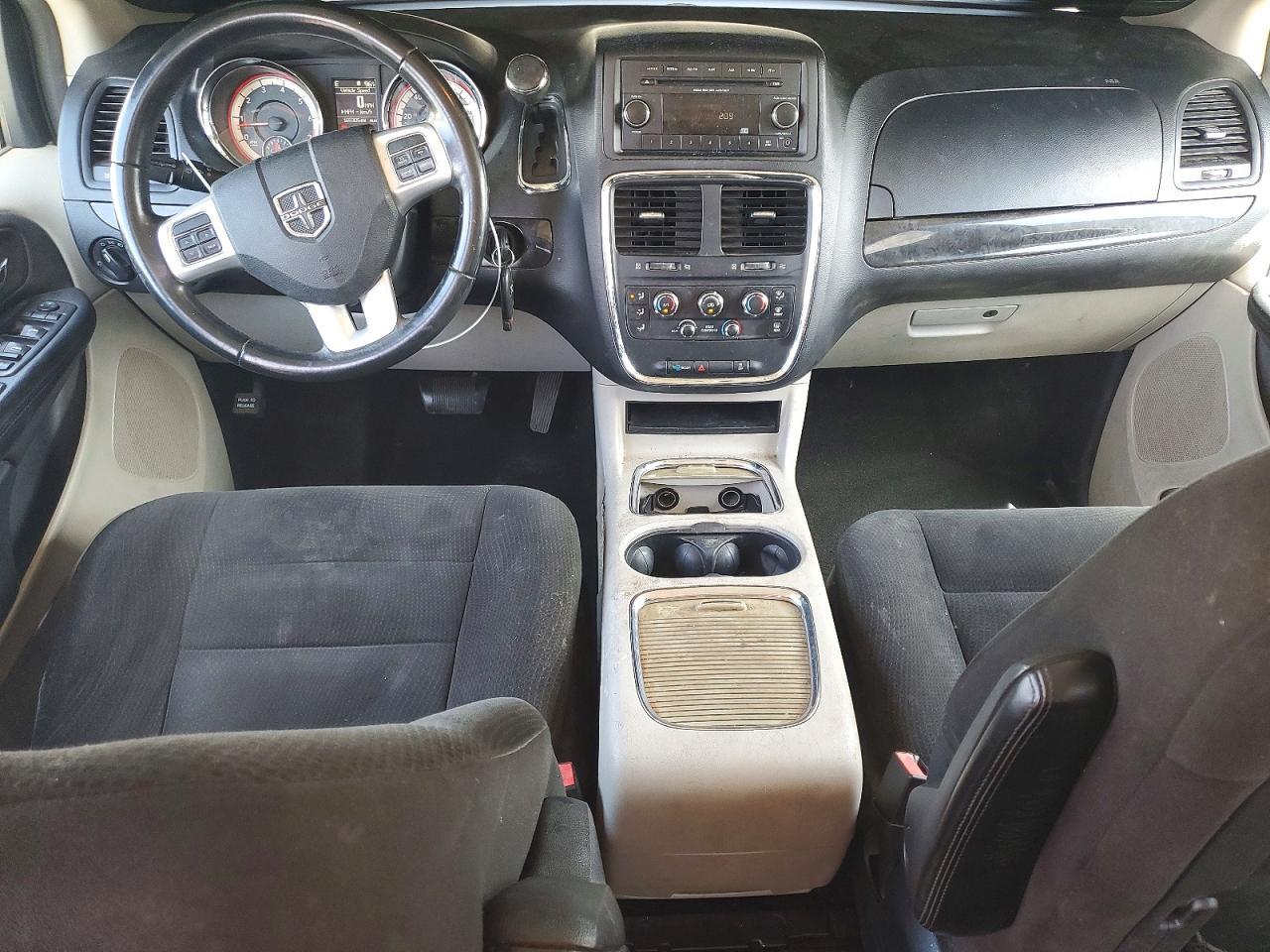 2016 Dodge Grand Caravan Sxt - zdjęcie 8