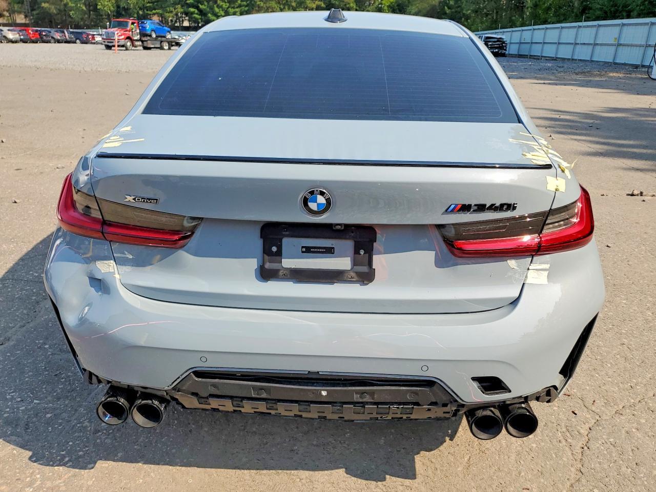 2023 BMW Seria 3 340i - zdjęcie 6