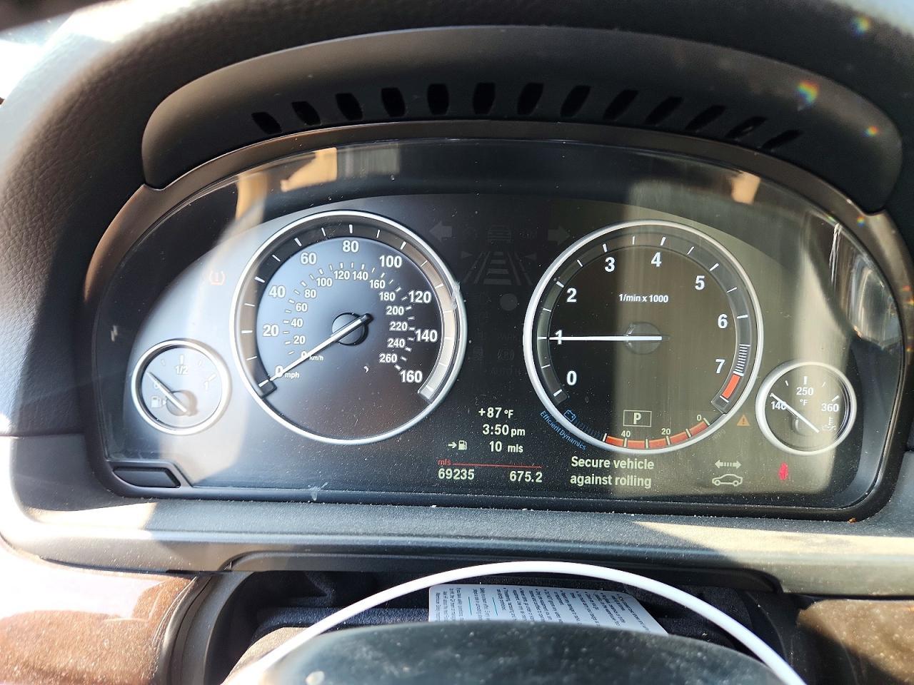 2013 BMW 528 Xi - zdjęcie 9