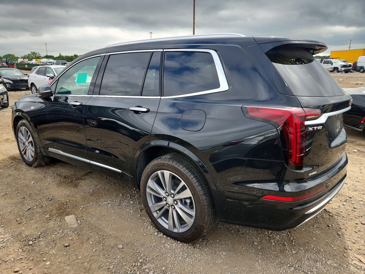 2025 Cadillac Xt6 Platinum Premium Luxury - zdjęcie 2