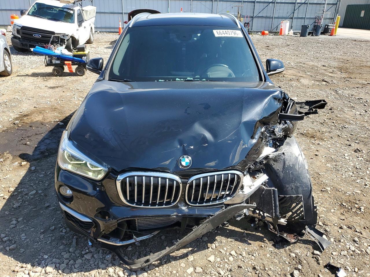 2016 BMW X1 xDrive28I - zdjęcie 5