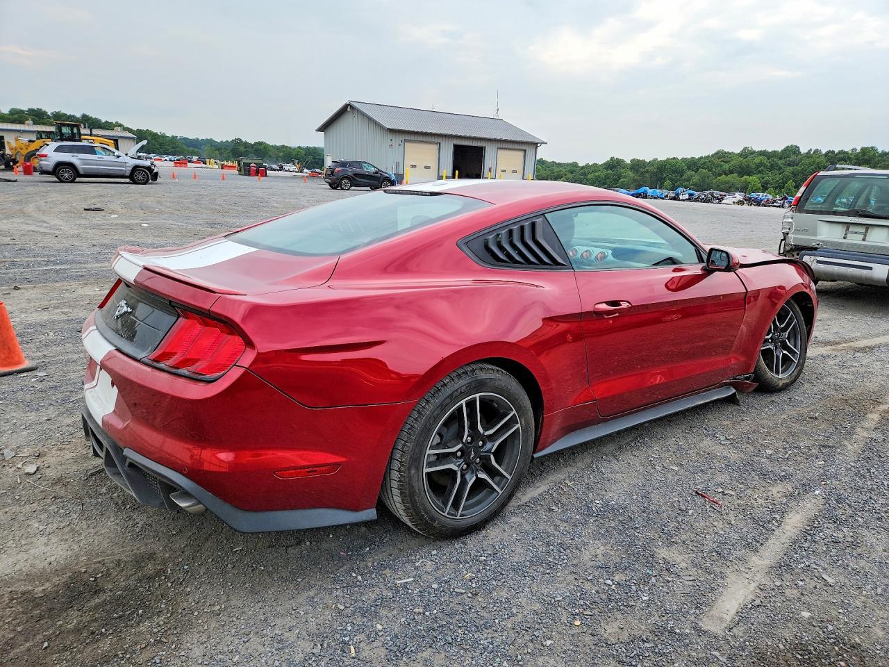 2020 Ford Mustang - zdjęcie 3