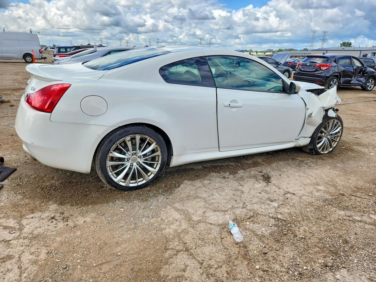 2014 Infiniti Q60 Coupe Base - zdjęcie 3