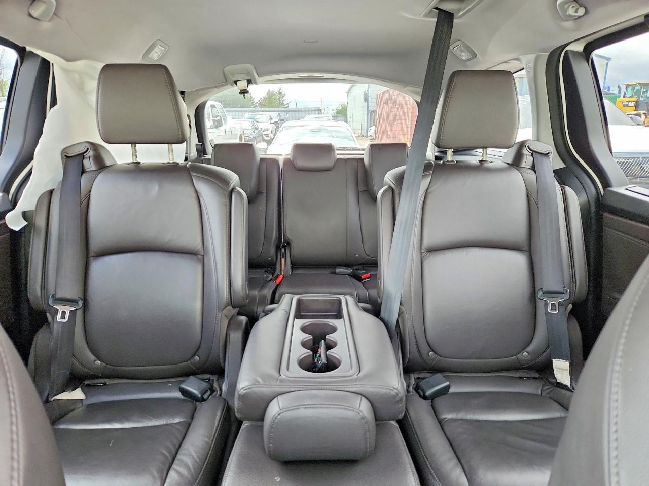 2018 Honda Odyssey Touring - zdjęcie 10
