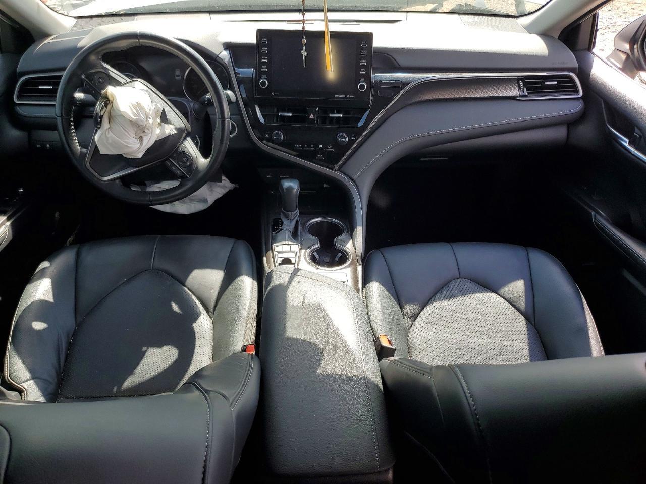 2023 Toyota Camry Xse - zdjęcie 8