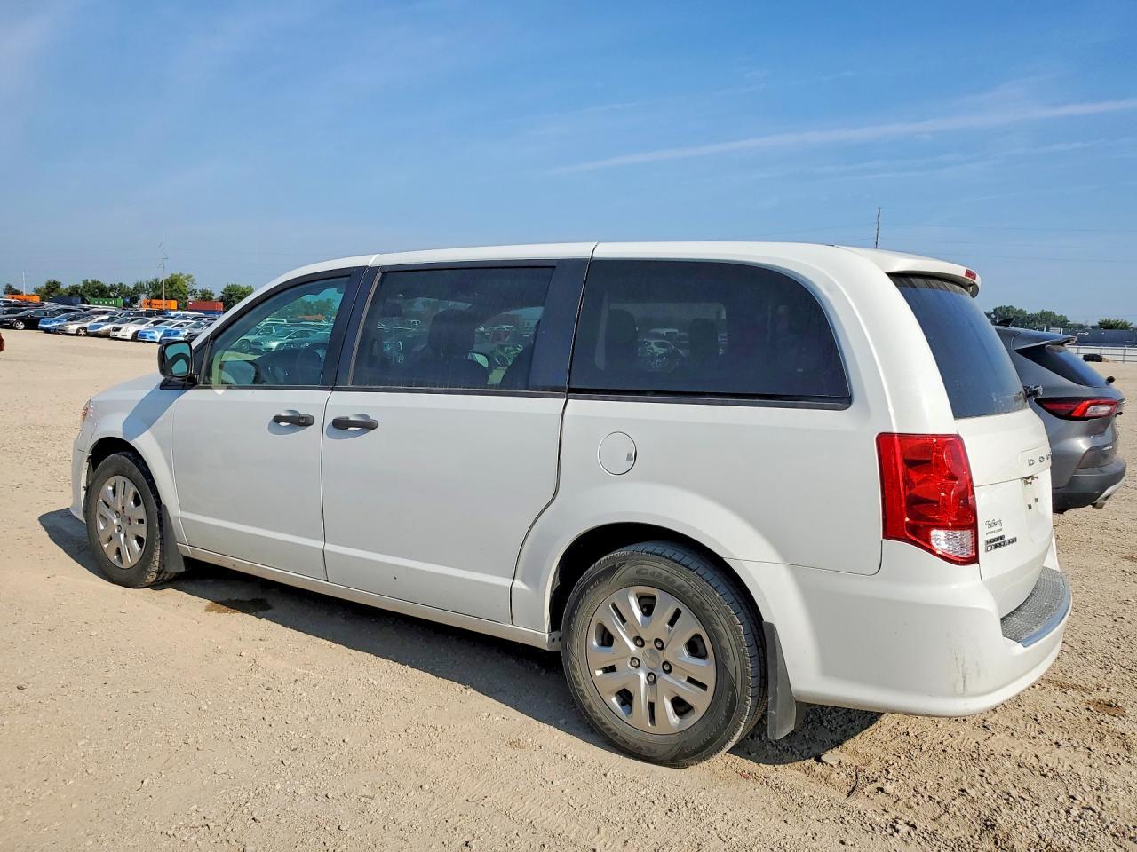 2020 Dodge Grand Caravan Se - zdjęcie 2