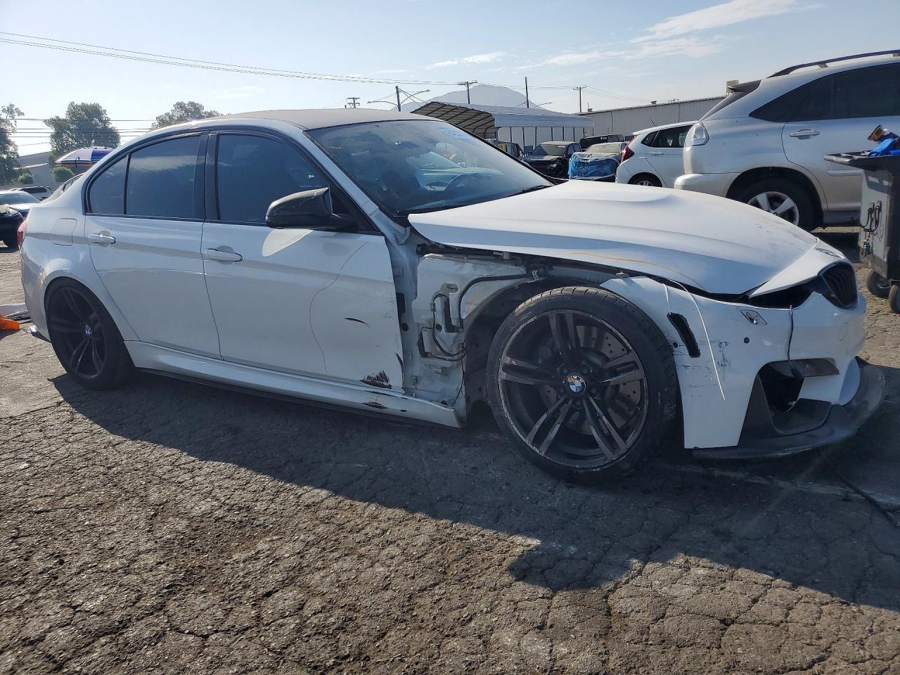 2016 BMW M3 - zdjęcie 4