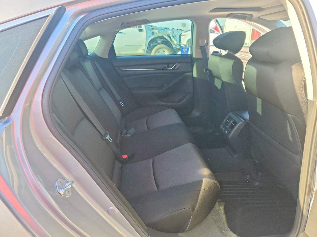 2021 Honda Accord Hybrid Ex - zdjęcie 10