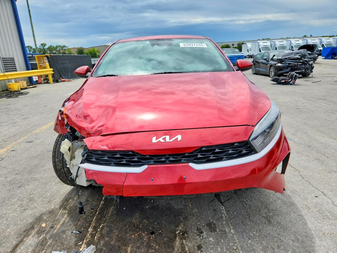 2023 Kia Forte Lxs - zdjęcie 5