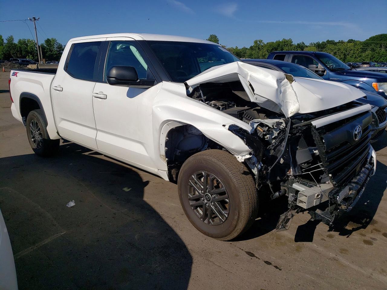2024 Toyota Tundra Sr5 - zdjęcie 4