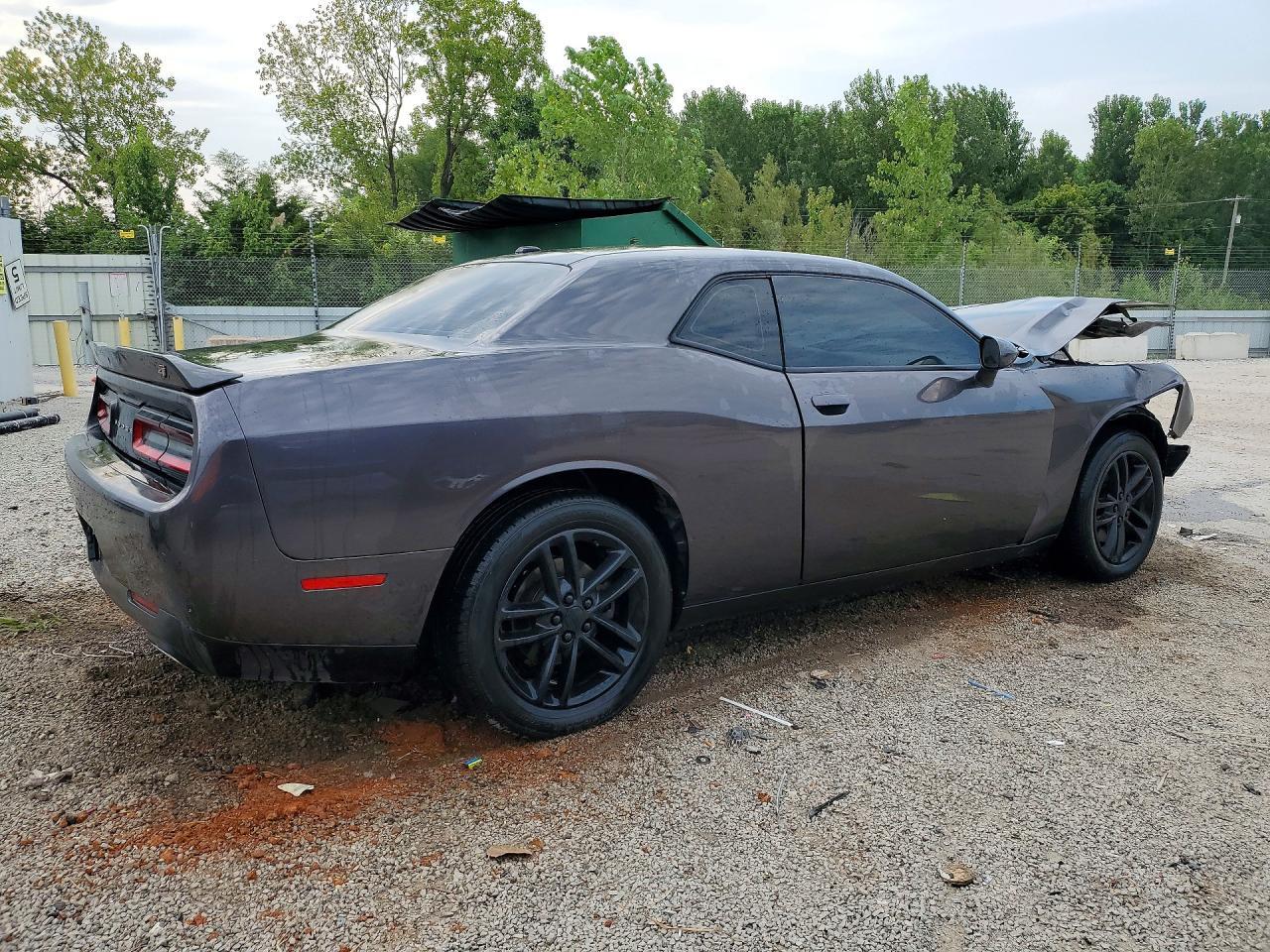 2019 Dodge Challenger Sxt - zdjęcie 3