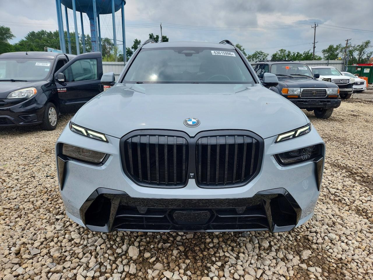 2025 BMW X7 xDrive40I - zdjęcie 5