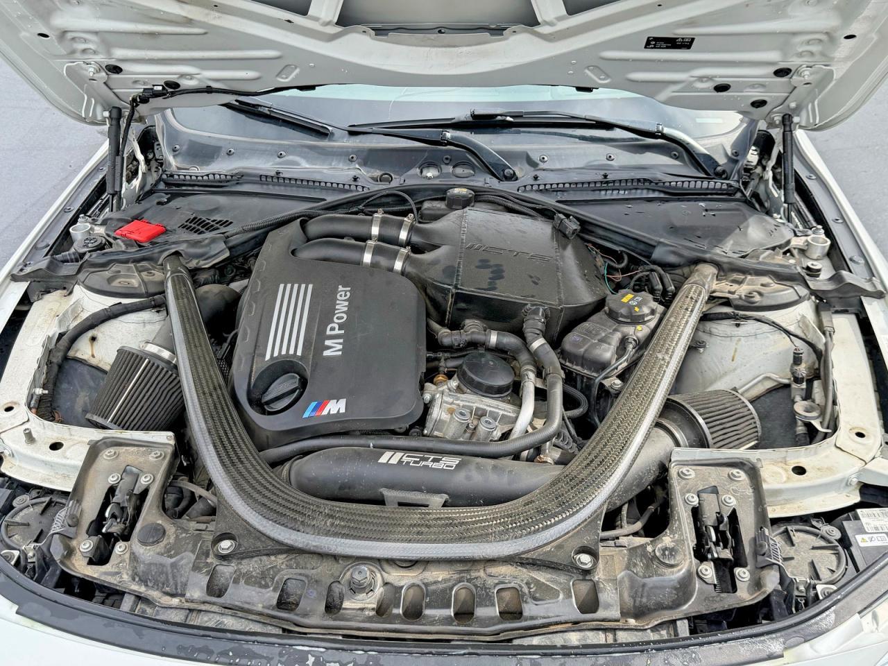 2015 BMW M4 - zdjęcie 7