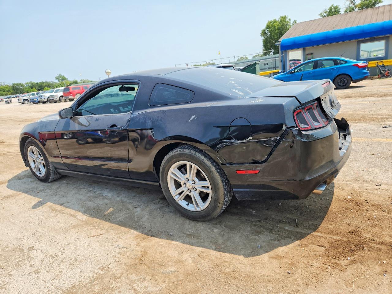 2014 Ford Mustang - zdjęcie 2