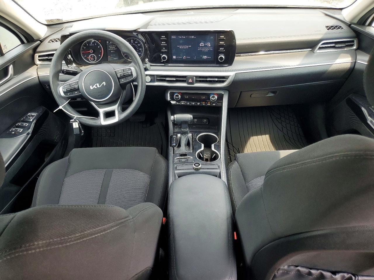 2023 Kia K5 Lxs - zdjęcie 8