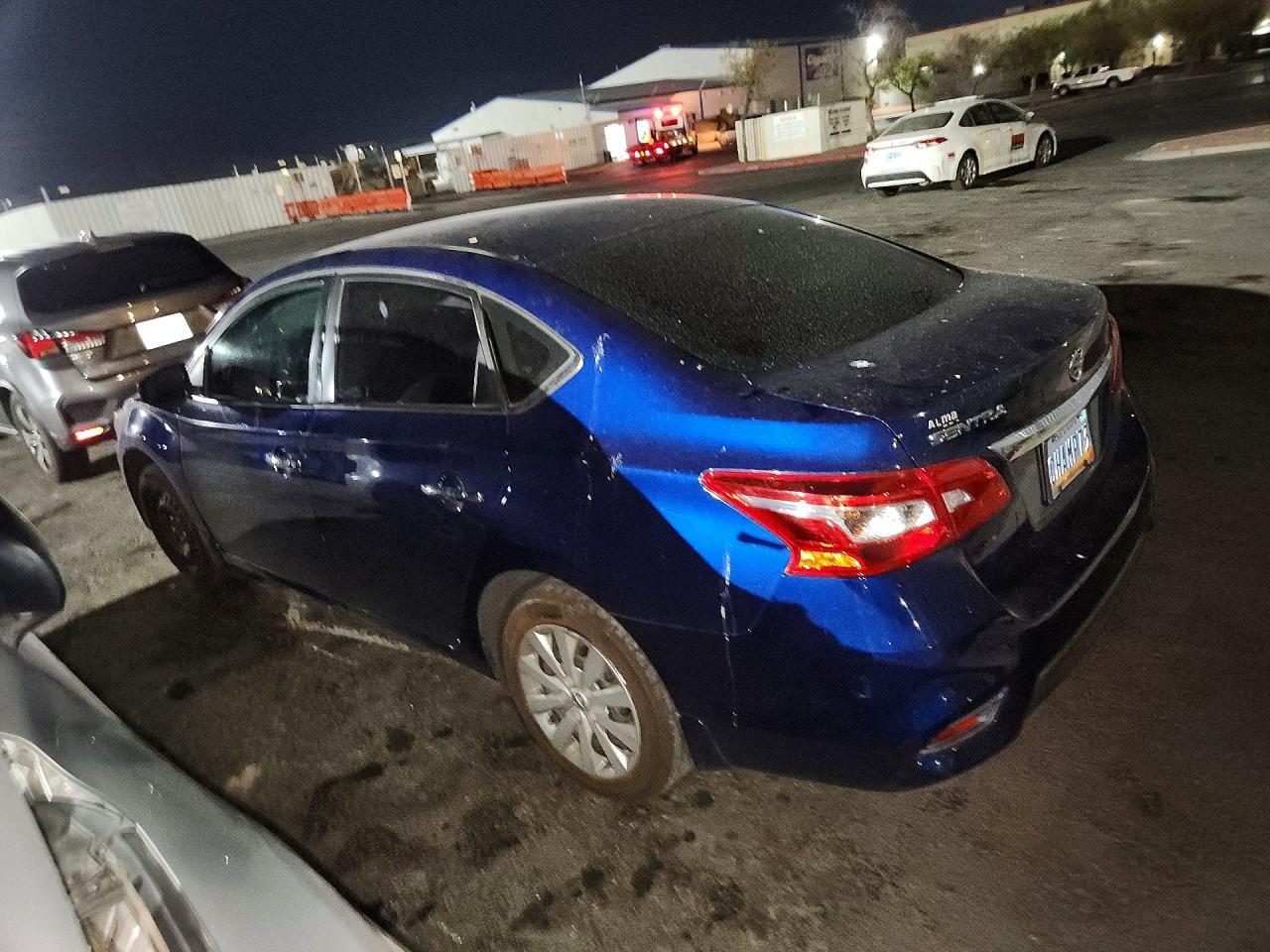 2019 Nissan Sentra S - zdjęcie 2