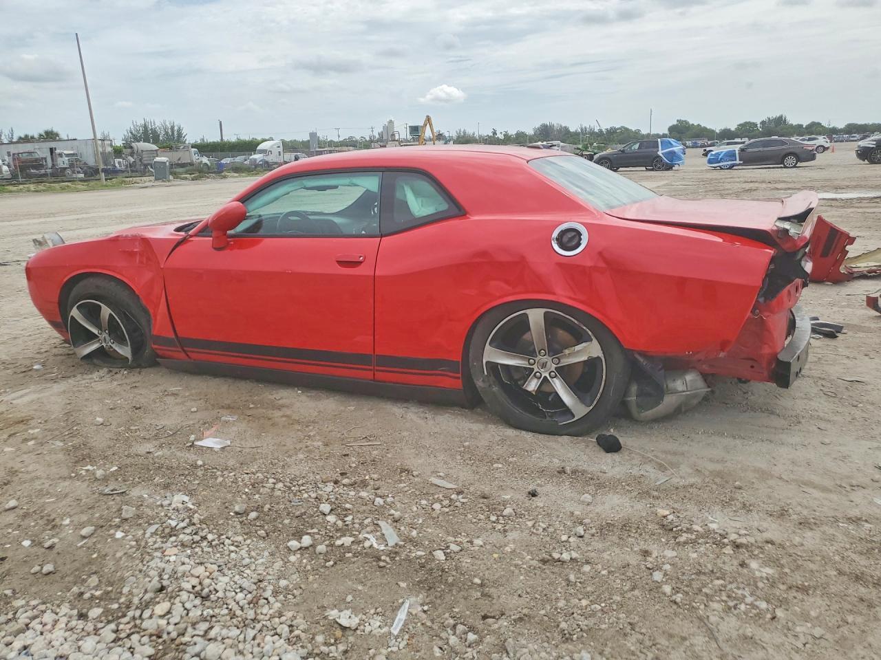 2019 Dodge Challenger Sxt - zdjęcie 2