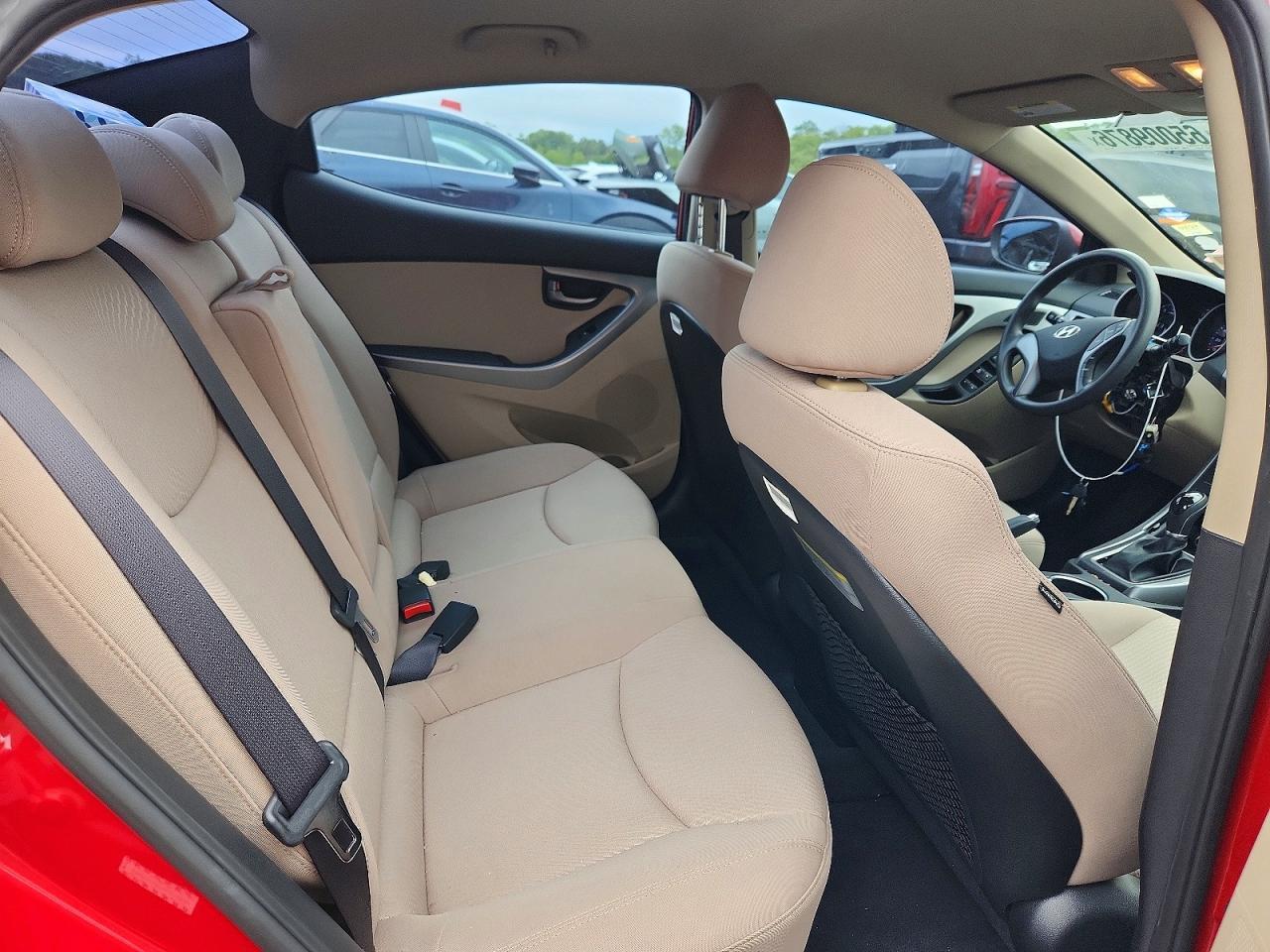 2016 Hyundai Elantra Se - zdjęcie 10