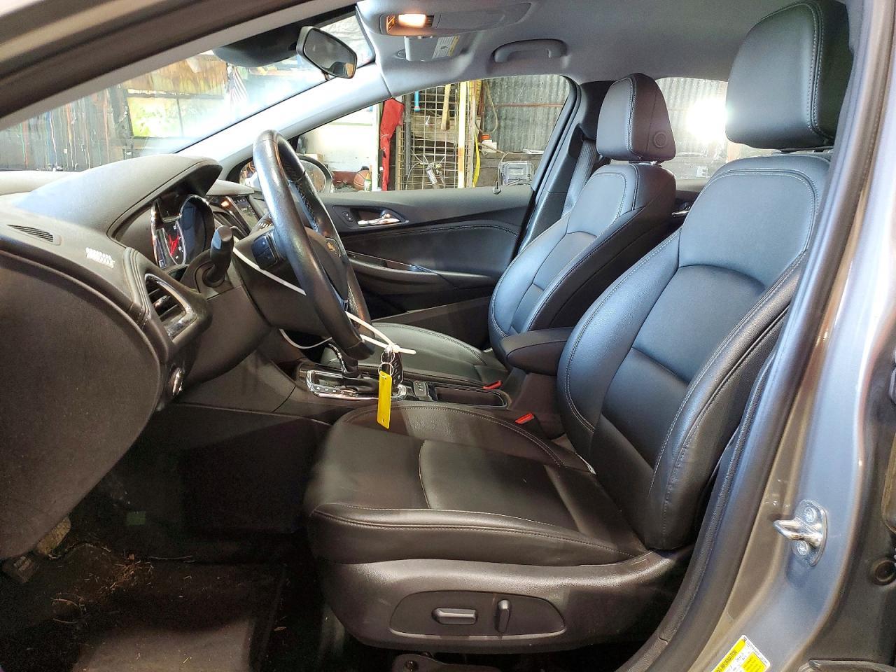 2019 Chevrolet Cruze Premier - zdjęcie 7