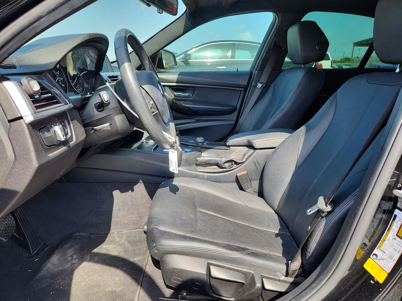 2017 BMW 320 I - zdjęcie 7