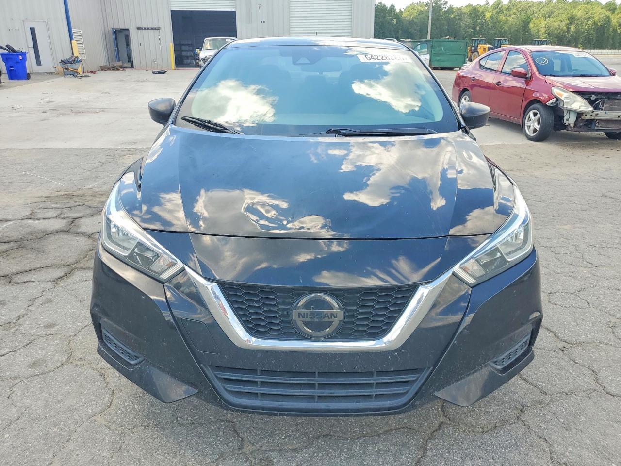 2021 Nissan Versa S - zdjęcie 5