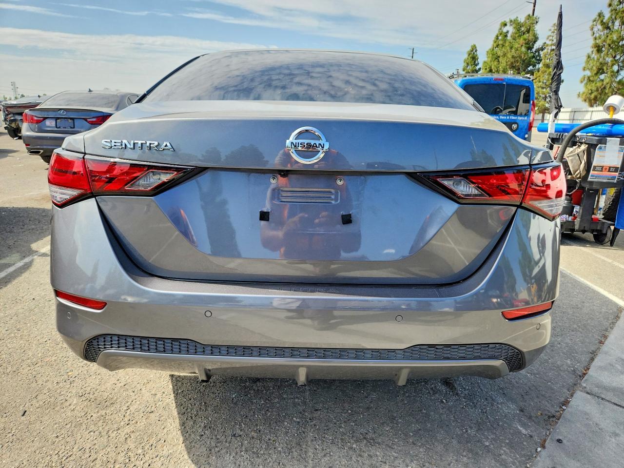 2023 Nissan Sentra S - zdjęcie 6
