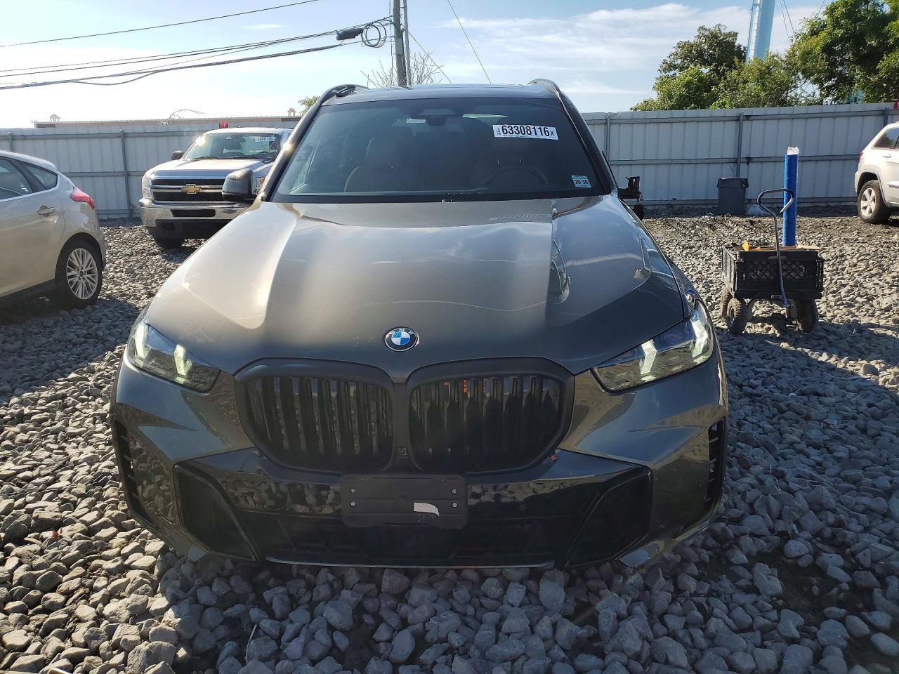 2026 BMW X5 xDrive40I - zdjęcie 5