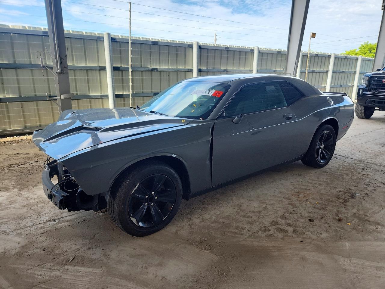 2017 Dodge Challenger Sxt - zdjęcie główne