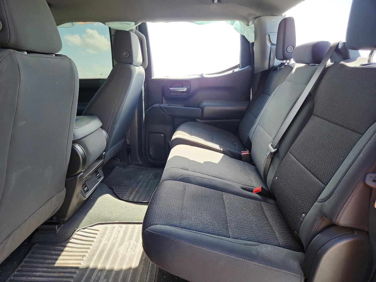 2024 GMC Sierra K1500 - zdjęcie 10
