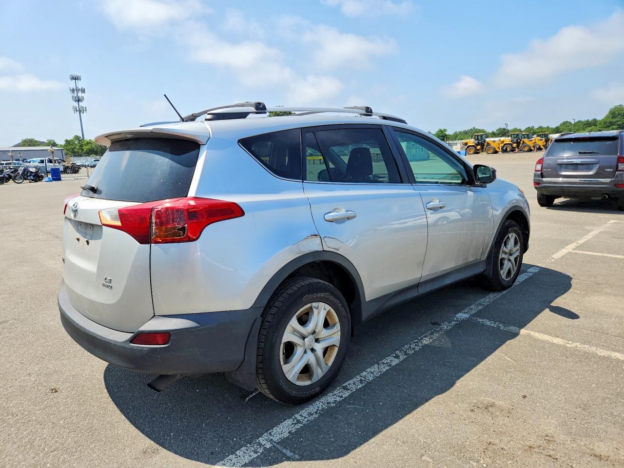 2013 Toyota Rav4 Le - zdjęcie 3
