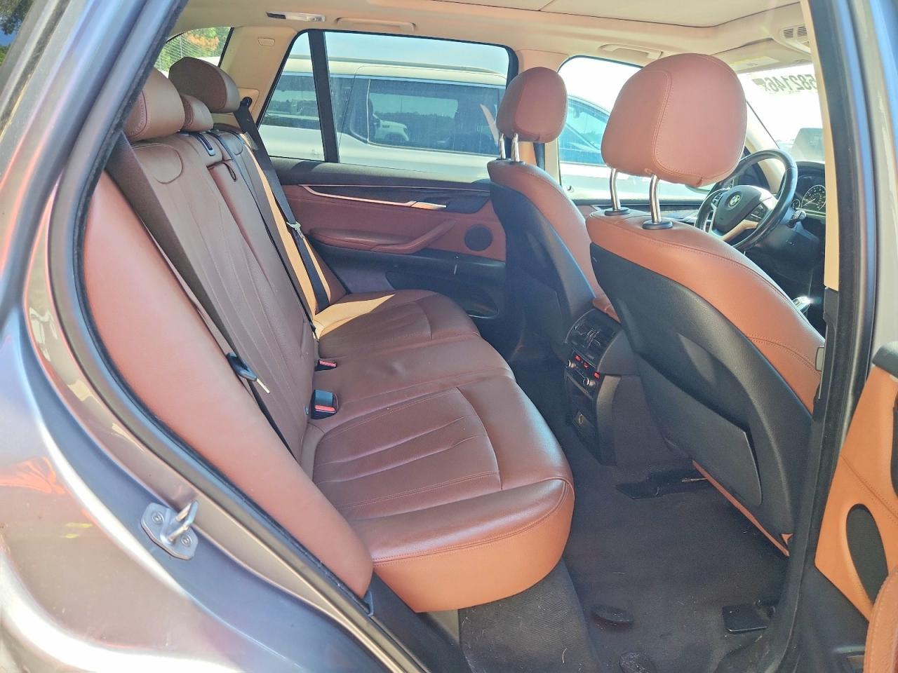 2016 BMW X5 xDrive35I - zdjęcie 10