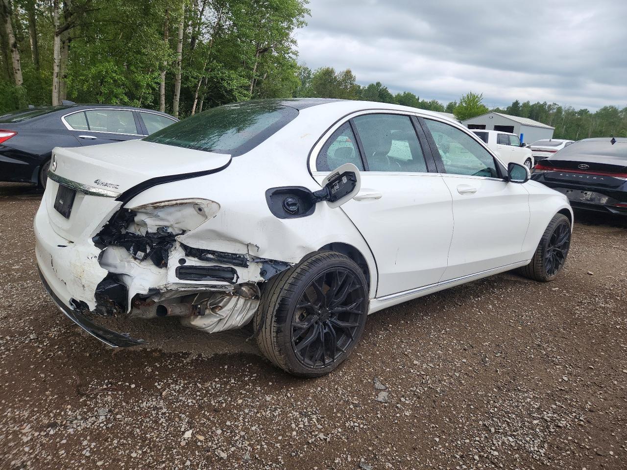 2015 Mercedes-Benz C 300 4Matic - zdjęcie 3