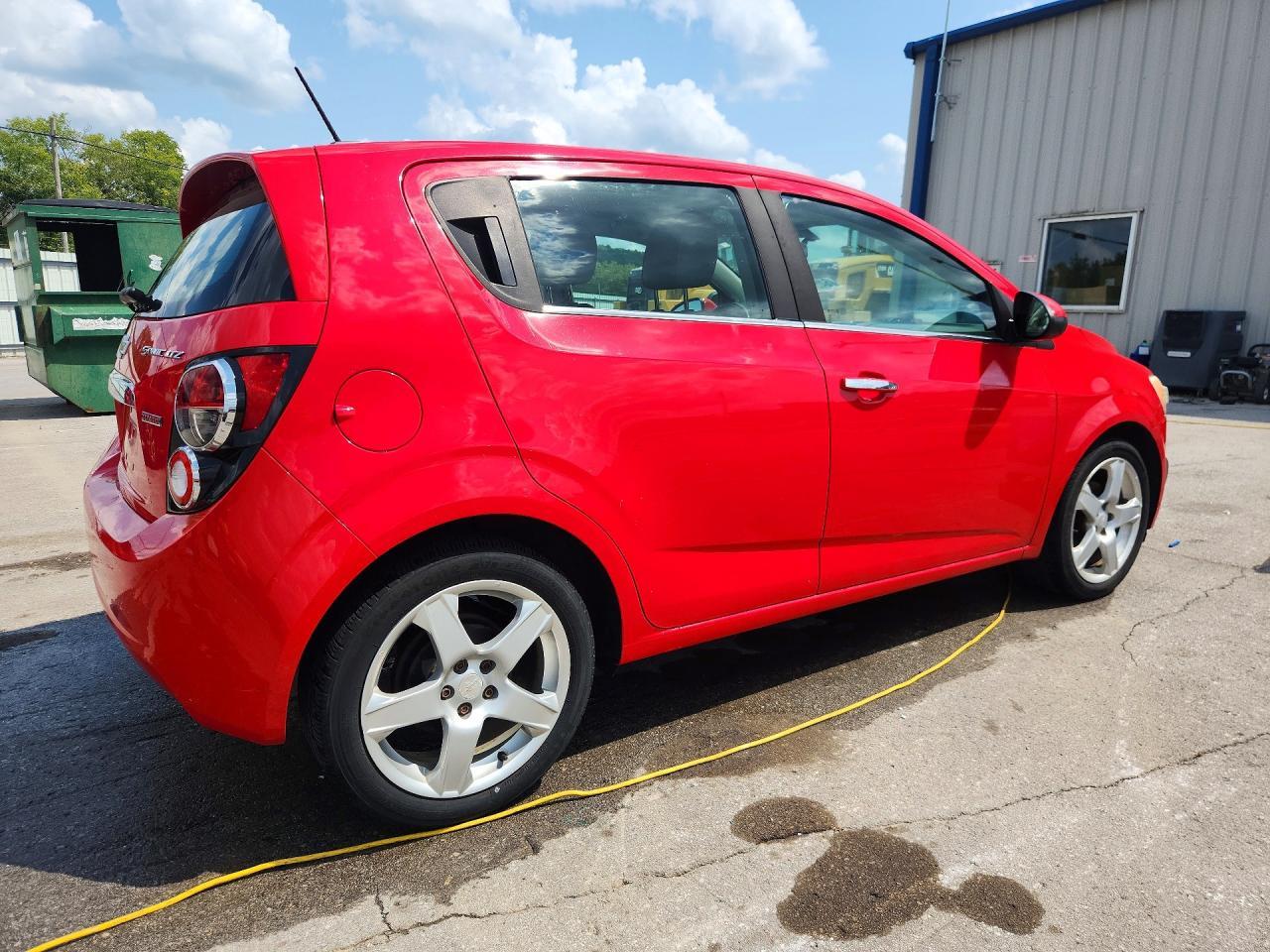2015 Chevrolet Sonic Ltz - zdjęcie 3