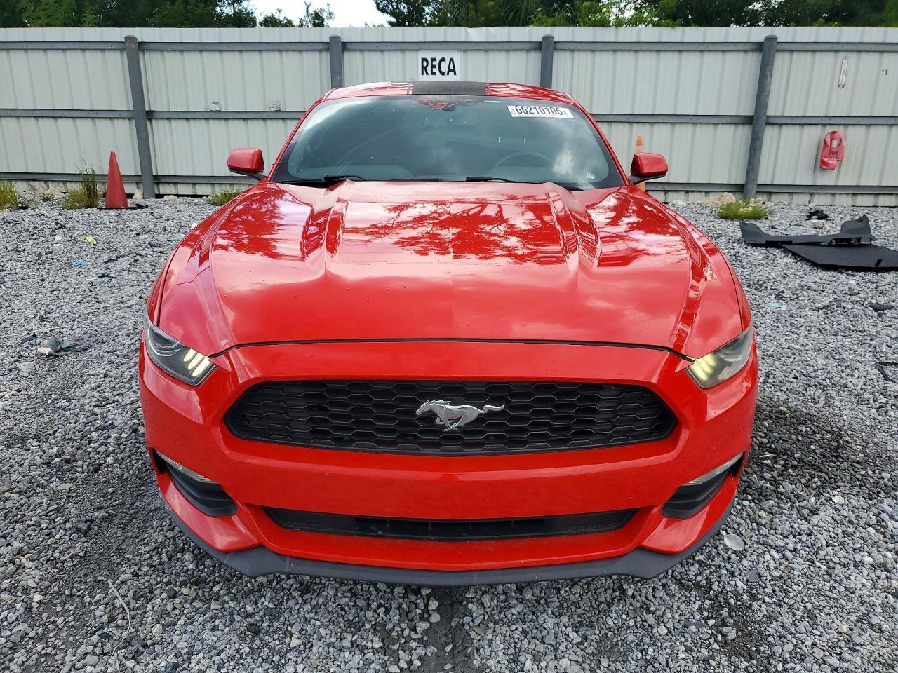 2016 Ford Mustang - zdjęcie 5
